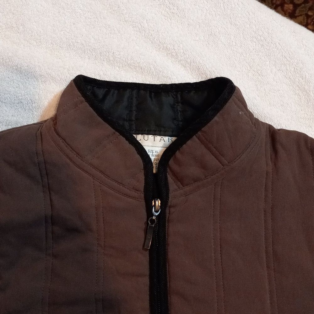 Vintage LUTAR Tan Black Lined Silk Coat - Picture 14 of 15